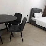 Otel новобуд Lviv