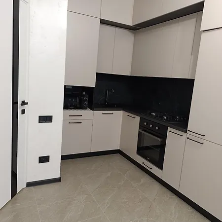 новобуд Leópolis