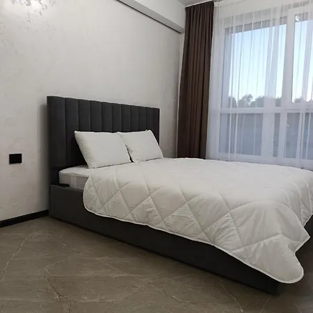 новобуд Hotel *