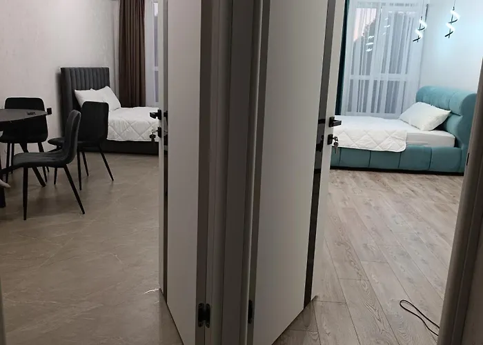 новобуд Hotel